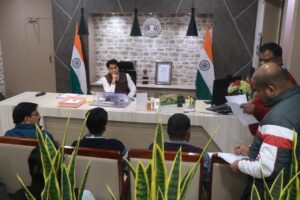 कलेक्‍टर ने जिला उपार्जन समिति की बैठक में धान खरीदी व्‍यवस्‍था की समीक्षा की