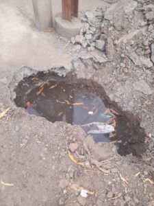 शाजापुर वार्ड-2 की मुख्य सड़क बदहाल, हादसे को न्योता दे रहा नपा का ढुलमुल रवैया