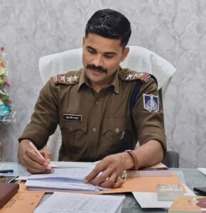 ड्यूटी में लापरवाही बरतने वाले एक ट्रैफिक टीआई को किया सस्पेंड