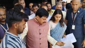 स्लॉट बुकिंग मिट्टी वाले गेहूं की खरीदी पर शाजापुर उपार्जन केंद्र पर सीएम का निरीक्षण