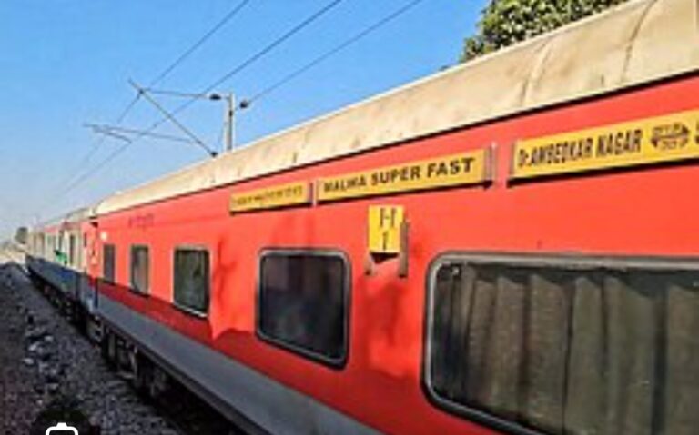 वेरावल एक्सप्रेस में चोरी की वारदात, महिला के लाखों के जेवर गायब