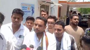 अघोषित बिजली कटौती के विरोध में युवक कांग्रेस ने सौंपा ज्ञापन