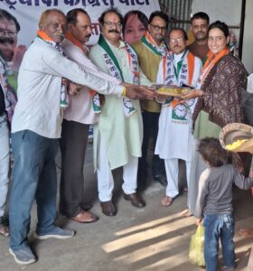 इंदौर में आज राष्ट्रवादी कांग्रेस पार्टी का 27 वां स्थापना दिवस बड़े धूमधाम से बनाया गया ।