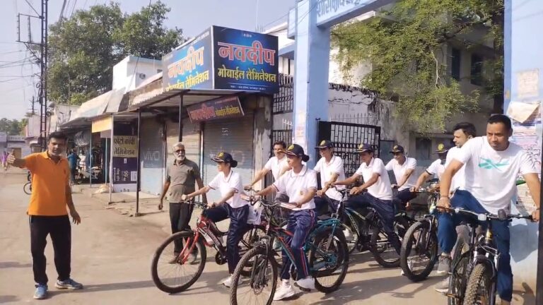 विश्व साइकिल दिवस पर निकाली गई जागरूकता साइकिल रैली