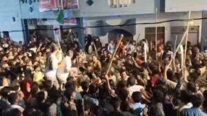 मोहर्रम के जुलूस में जमकर चले लाठी डंडे, नहीं हुई रिपोर्ट