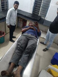 खोकरा कला के पास सड़क हादसा, सिर में चोट लगने से एक व्यक्ति घायल
