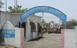 सरकारी स्कूल से मध्यान भोजन के बर्तन व अन्य सामान चोरी