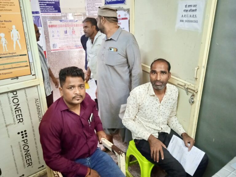 कुत्ते का आतंक  एक ही दिन में 9 लोगों को काटा, वार्ड 15 समेत कई मोहल्लों में दहशत