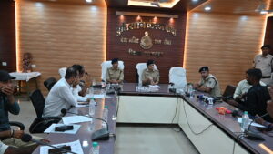 सोते समय महिला के गले से मंगलसूत्र लूटा, 21 दिन बाद एक आरोपी पकड़ाया